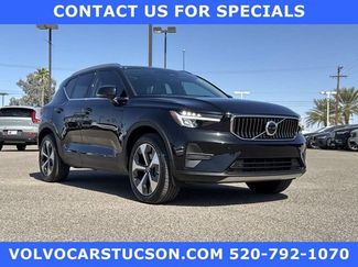 Certified 2025 Volvo XC40 B5 Core w/ Protection Package Premier AWD/4WD video 1