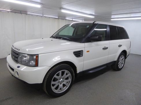 Used 2008 Land Rover Range Rover Sport HSE image 3