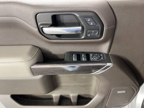 Used 2019 Chevrolet Silverado 1500 LTZ w/ LTZ Premium Package image 27