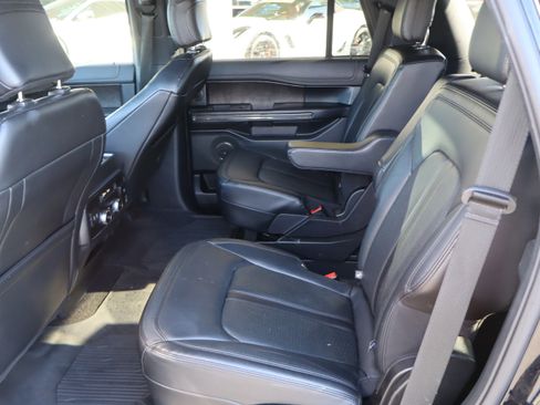 Used 2020 Ford Expedition Limited w/ Special Edition Package image 33