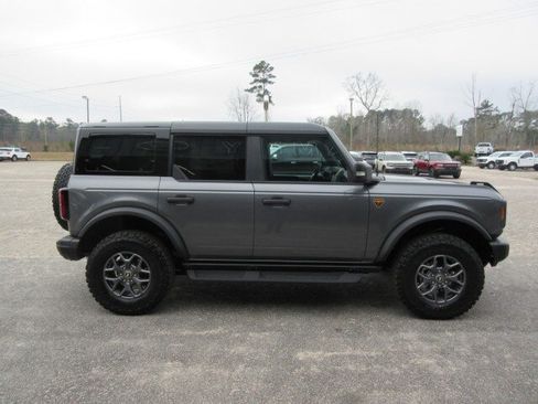 New 2025 Ford Bronco Badlands AWD/4WD image 6