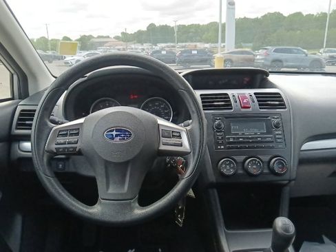 Used 2014 Subaru Crosstrek 2.0i Premium AWD/4WD image 24