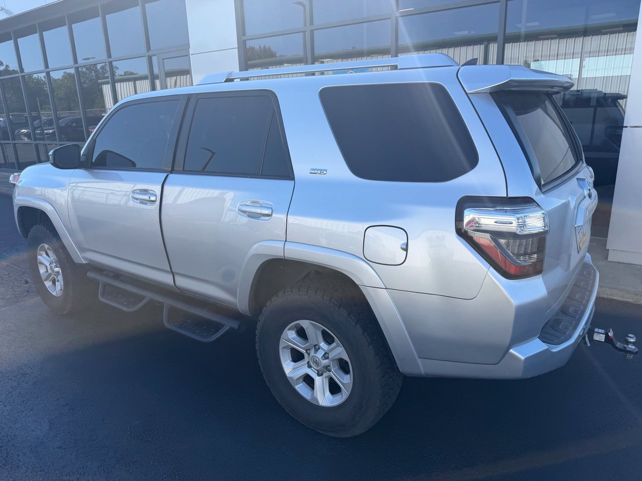 Used 2014 Toyota 4Runner SR5 RWD image 4