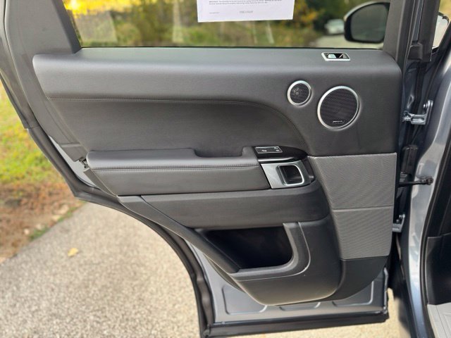 Certified 2019 Land Rover Range Rover Sport HSE AWD/4WD image 11