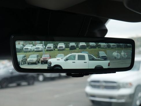 New 2026 RAM ProMaster 1500 w/ Quick Order Package 22G SLT image 3