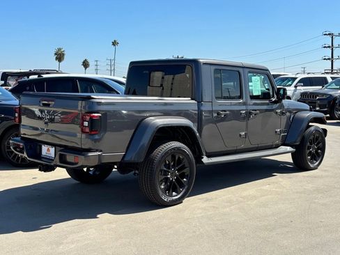 Used 2021 Jeep Gladiator Overland image 4