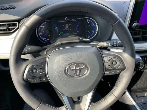 Used 2024 Toyota RAV4 XLE w/ Convenience Package AWD/4WD image 19