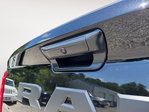 New 2026 RAM 3500 Big Horn AWD/4WD image 6