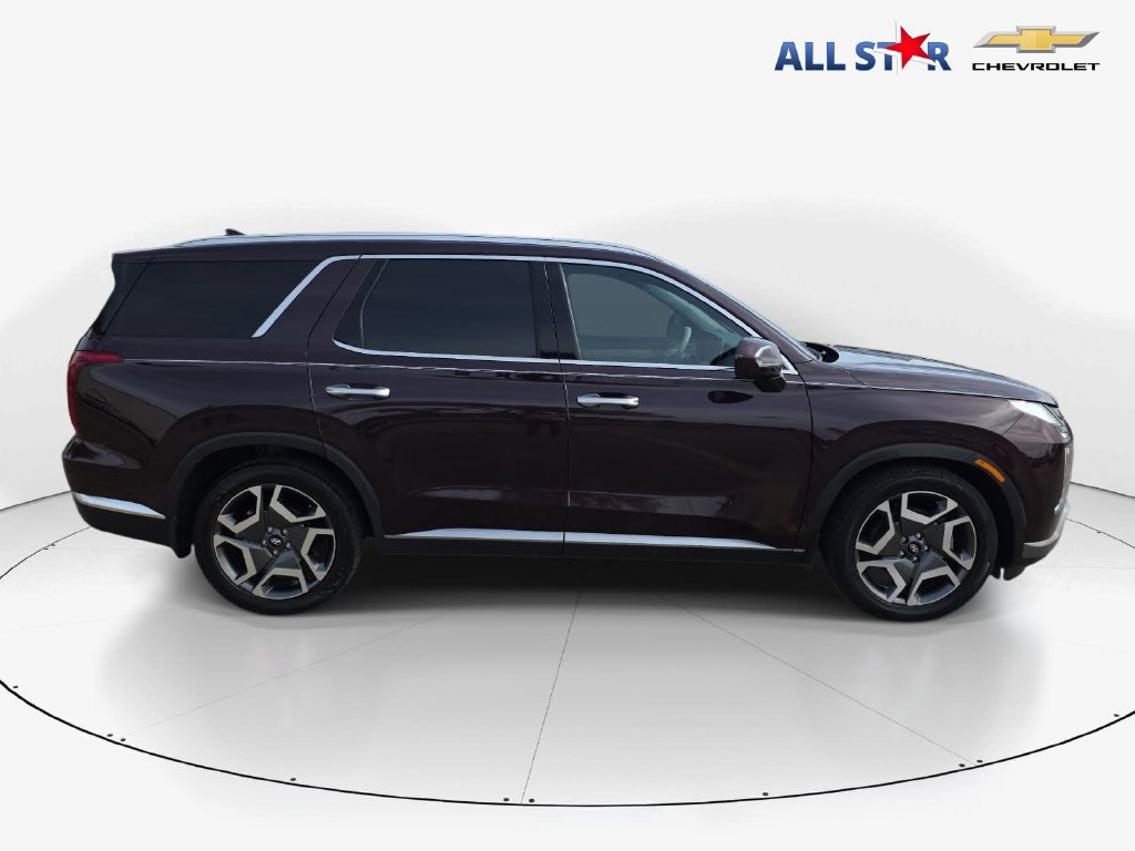 Used 2023 Hyundai Palisade Limited FWD image 2
