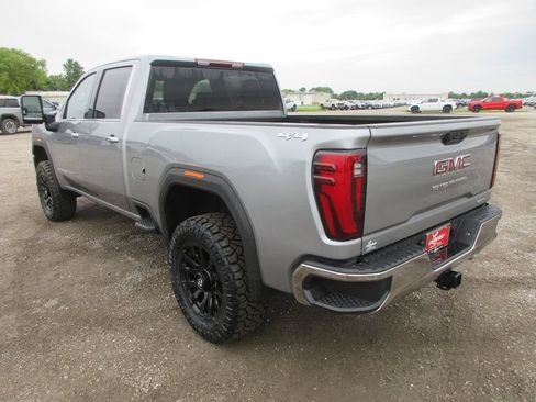 New 2026 GMC Sierra 2500 SLT w/ SLT Convenience Package AWD/4WD image 11