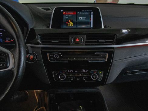 Used 2018 BMW X2 sDrive28i w/ Convenience Package image 4