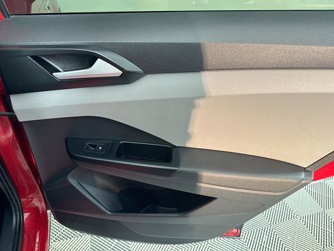 Used 2022 Volkswagen Taos SE image 27