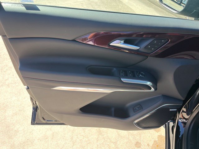 New 2027 Chevrolet Traverse RS w/ LPO, Floor Liner Package FWD image 15
