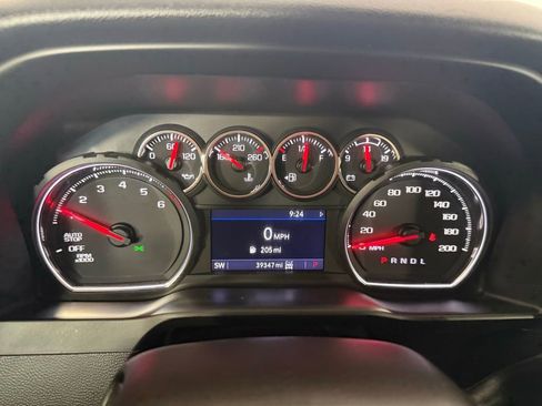 Used 2021 Chevrolet Silverado 1500 RST w/ Convenience Package II AWD/4WD image 21