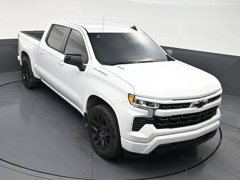 Used 2023 Chevrolet Silverado 1500 RST w/ LPO, Dark Essentials Package RWD image 17