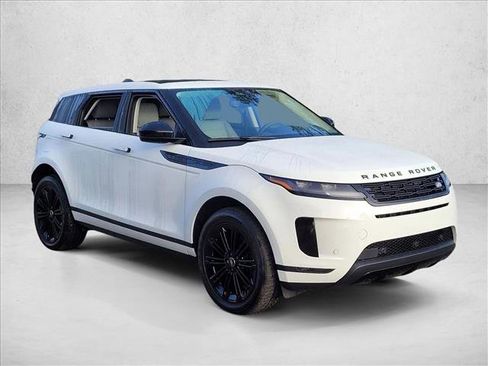 Used 2024 Land Rover Range Rover Evoque S image 3