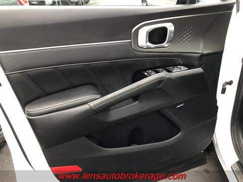 Used 2021 Kia Sorento SX FWD image 9