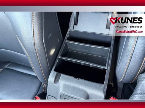 Used 2023 Ford Bronco Badlands w/ Sasquatch Package image 24