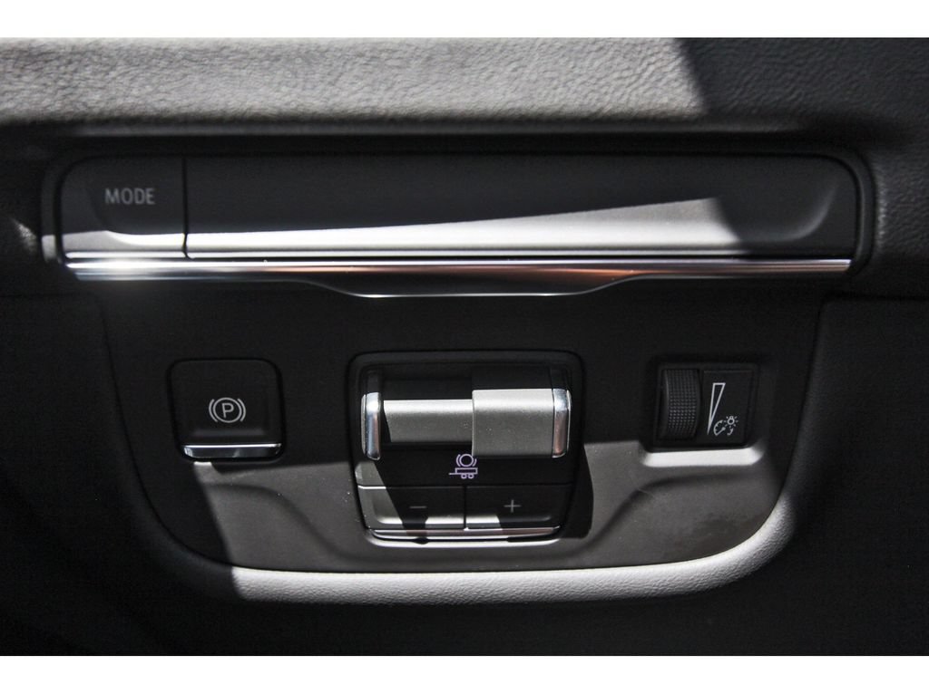 New 2027 Cadillac Escalade ESV Luxury RWD image 15