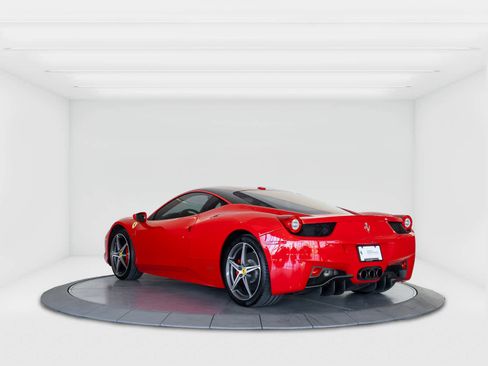 Certified 2012 Ferrari 458 Italia Coupe image 3