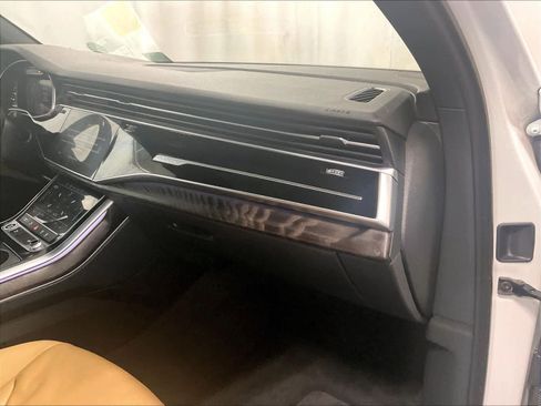 Used 2022 Audi Q7 3.0T Premium w/ Convenience Package image 13