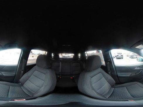 Used 2025 Chevrolet Equinox LT image 42