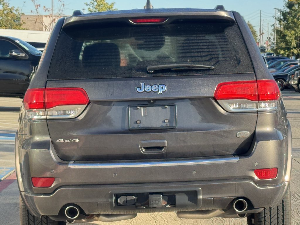 Used 2019 Jeep Grand Cherokee Overland AWD/4WD image 4