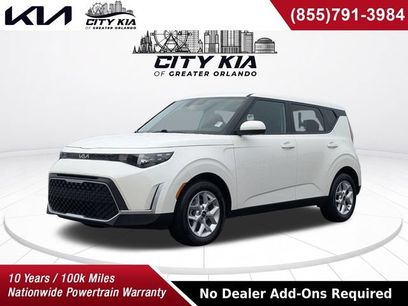 Certified 2025 Kia Soul LX w/ LX Technology Package