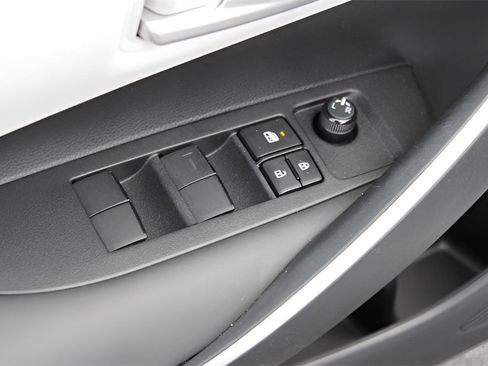 Certified 2024 Toyota Corolla SE image 19