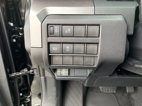 New 2026 Toyota Tacoma SR5 image 30