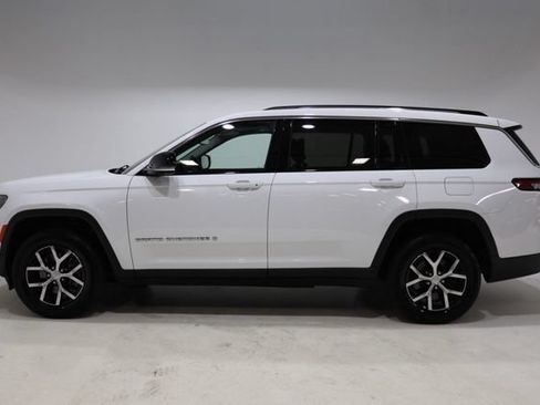 Used 2023 Jeep Grand Cherokee L Limited w/ Luxury Tech Group II AWD/4WD image 4