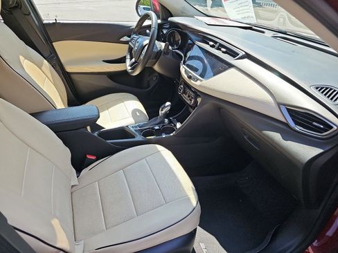 Used 2022 Buick Encore GX Select AWD/4WD image 11