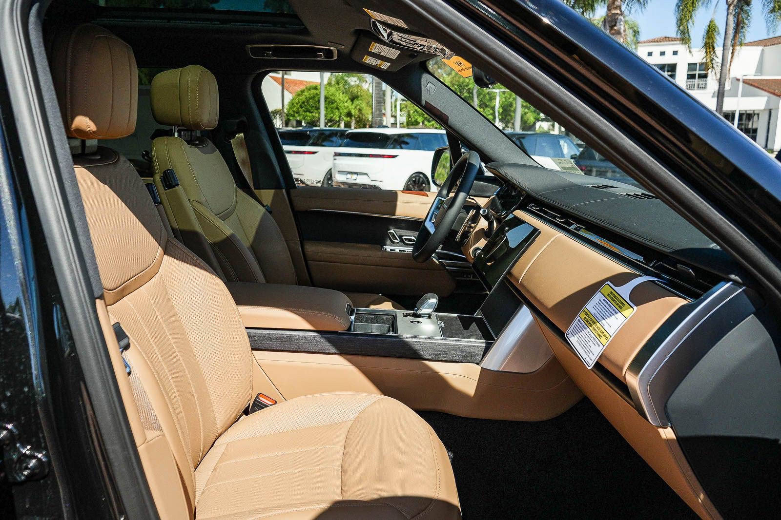 New 2026 Land Rover Range Rover SE AWD/4WD image 15