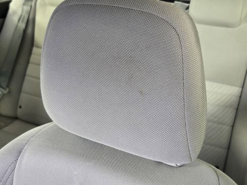 Used 2015 Toyota Camry LE FWD image 26