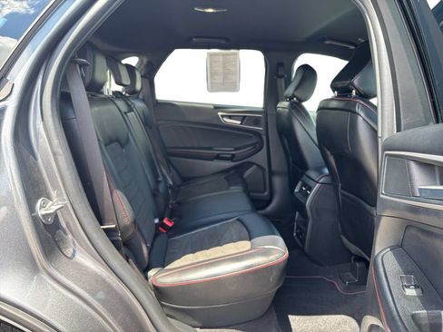 Certified 2024 Ford Edge ST-Line AWD/4WD image 23