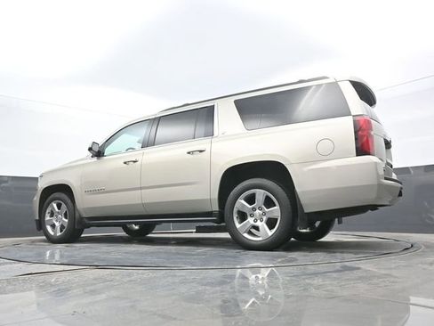 Used 2016 Chevrolet Suburban LT AWD/4WD image 53