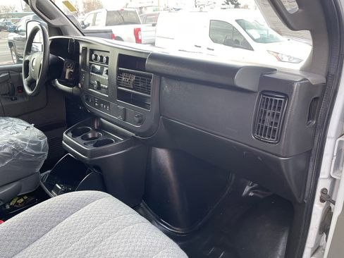Used 2020 Chevrolet Express 3500 w/ Power Convenience Package image 13