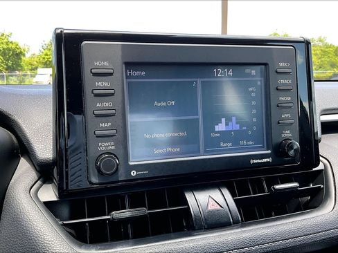 Used 2020 Toyota RAV4 XLE w/ Convenience Package FWD image 34