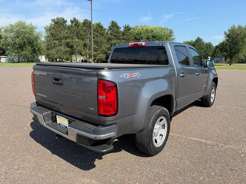 Used 2022 Chevrolet Colorado W/T AWD/4WD image 3