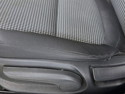 Used 2019 Hyundai Kona SEL FWD image 21