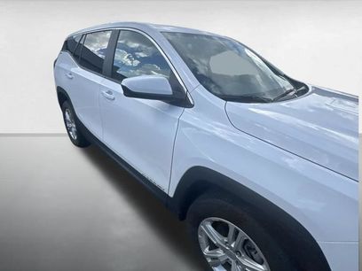 Used 2024 GMC Terrain SLE