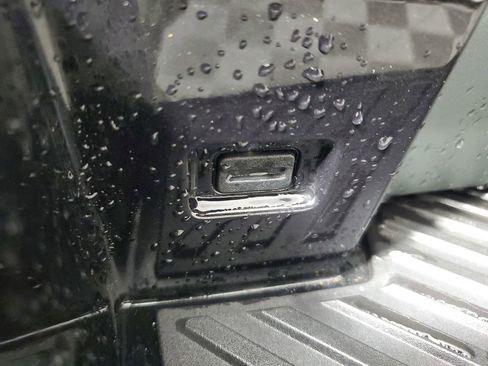 Used 2024 GMC Hummer EV 3X w/ Extreme Off-Road Package image 10