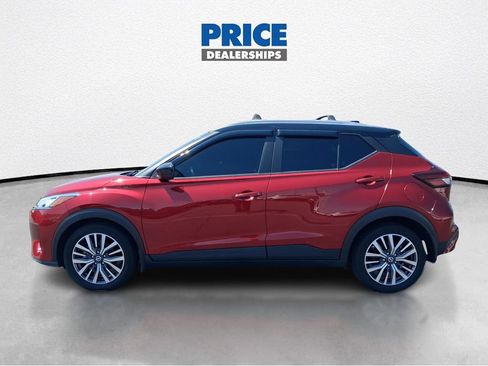 Used 2021 Nissan Kicks SV w/ Exterior Package FWD image 9