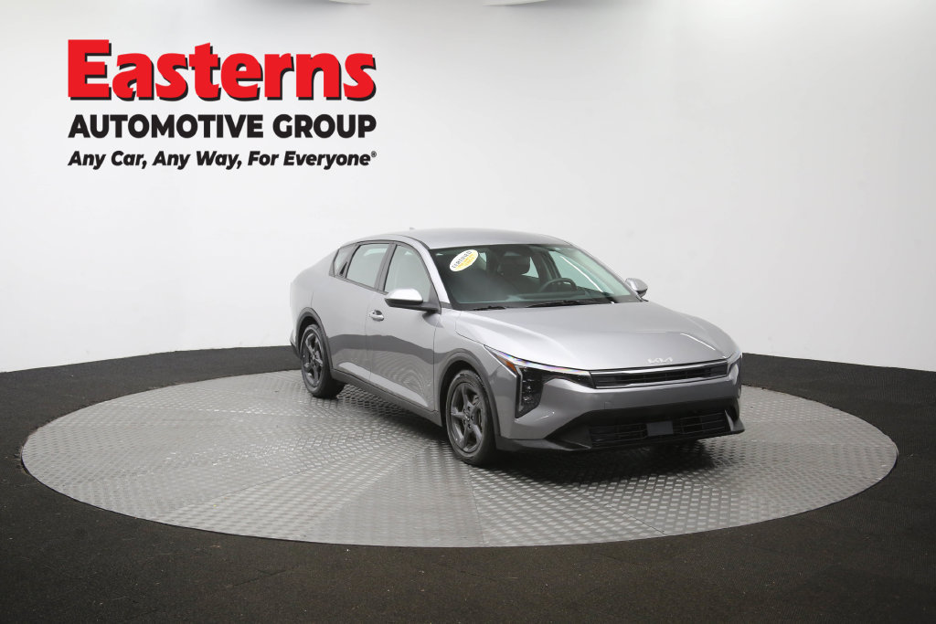 Used 2025 Kia K4 FWD image 52