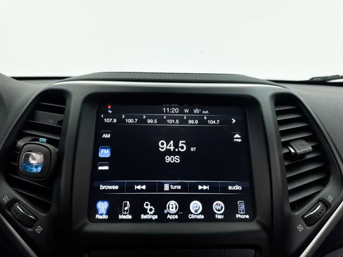 Used 2014 Jeep Cherokee Latitude AWD/4WD image 7