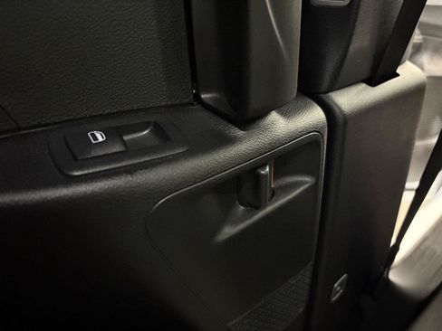Used 2023 Chrysler Pacifica Touring-L w/ S Appearance Package FWD image 26