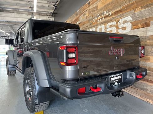 Used 2022 Jeep Gladiator Rubicon w/ LED Lighting Group image 22