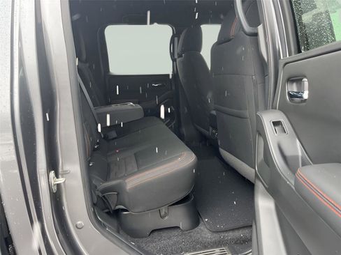 Used 2023 Nissan Frontier PRO-4X w/ Pro Convenience Package image 27