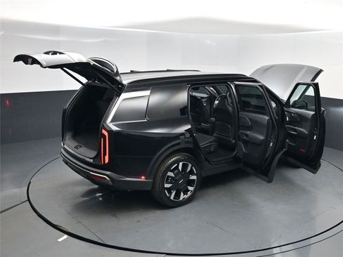 New 2027 Kia Telluride S image 28
