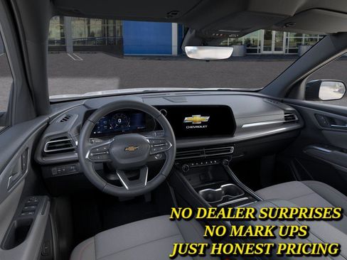New 2026 Chevrolet Traverse LT w/ Driver Confidence Package FWD image 15